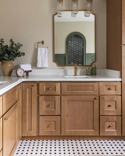 florence honey shaker bathroom